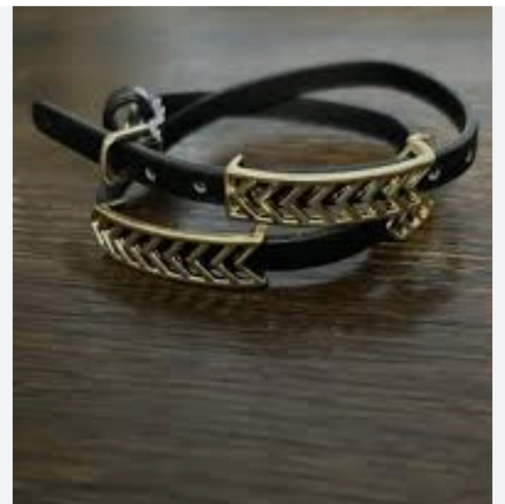 Avon Black and Gold Bracelet
